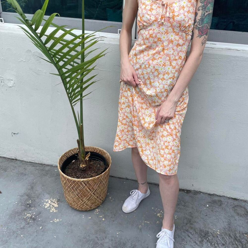 🧡 3rd + Malt Orange/Pink Floral Polyester Midi Dress - Sweet & Summery! 🧡